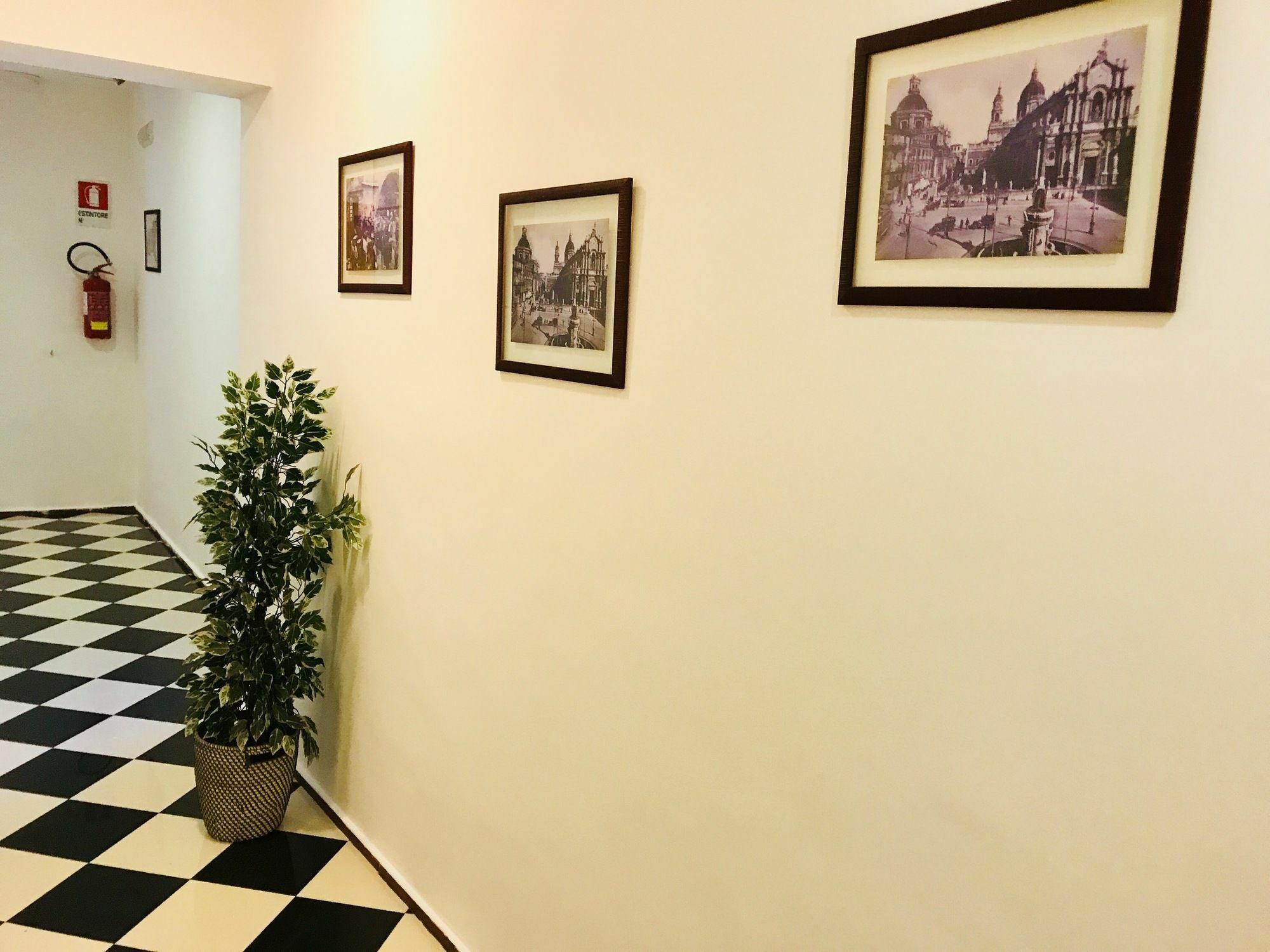 Hotel Santuzza Art 3*
